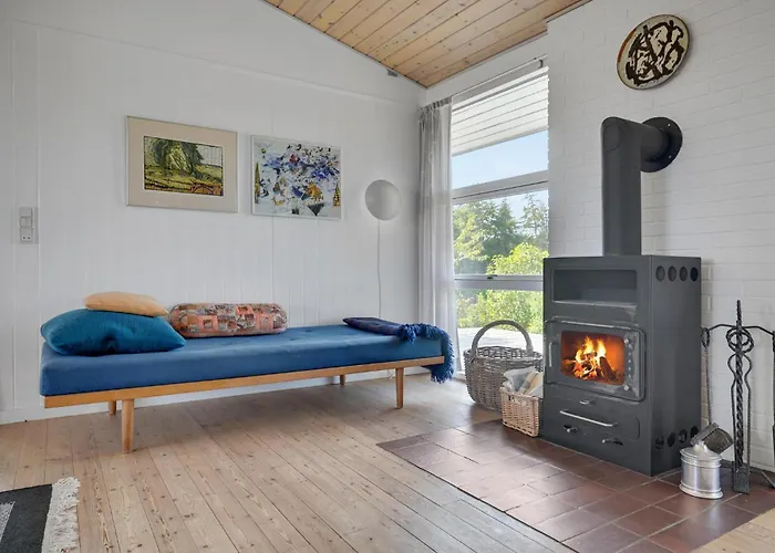 18 Holiday home