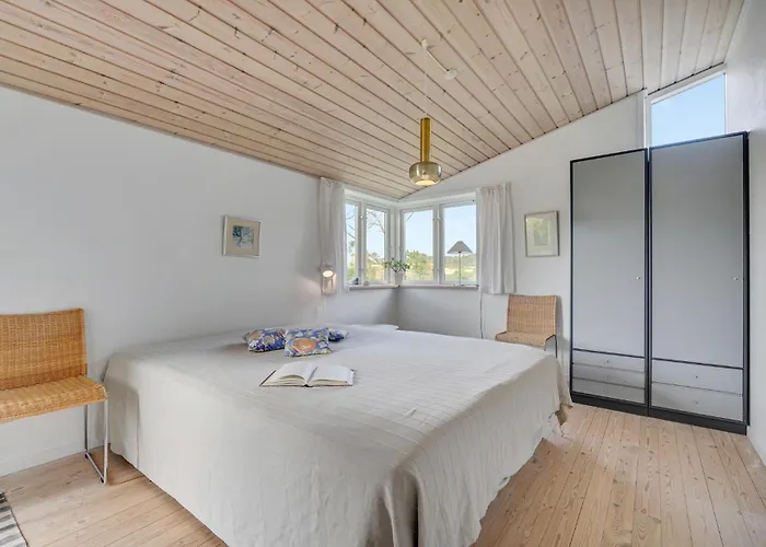 Holiday home 18 *